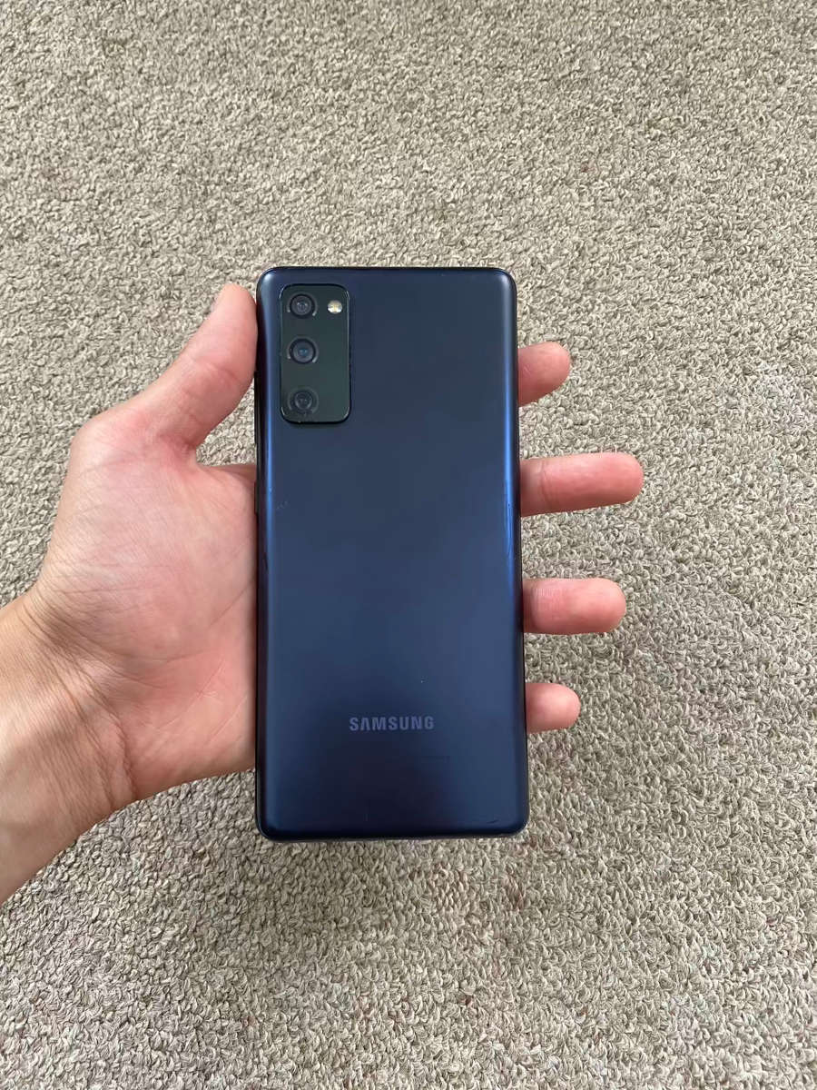 Samsung S20 Fe 128gb 6gb ram Dual sim