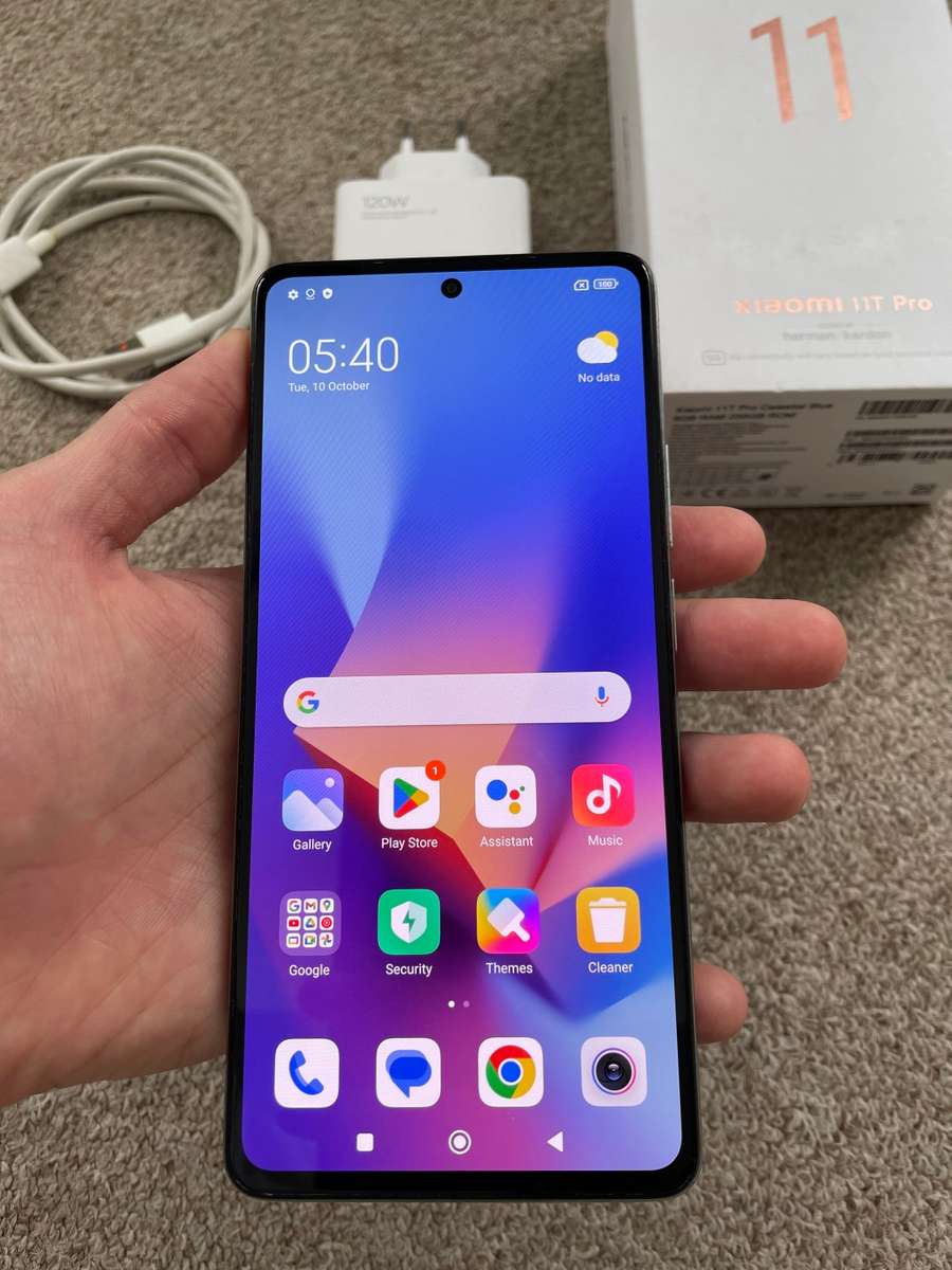 Xiaomi 11t pro 5G 256gb 11gb ram with box and original 120w superfast charger