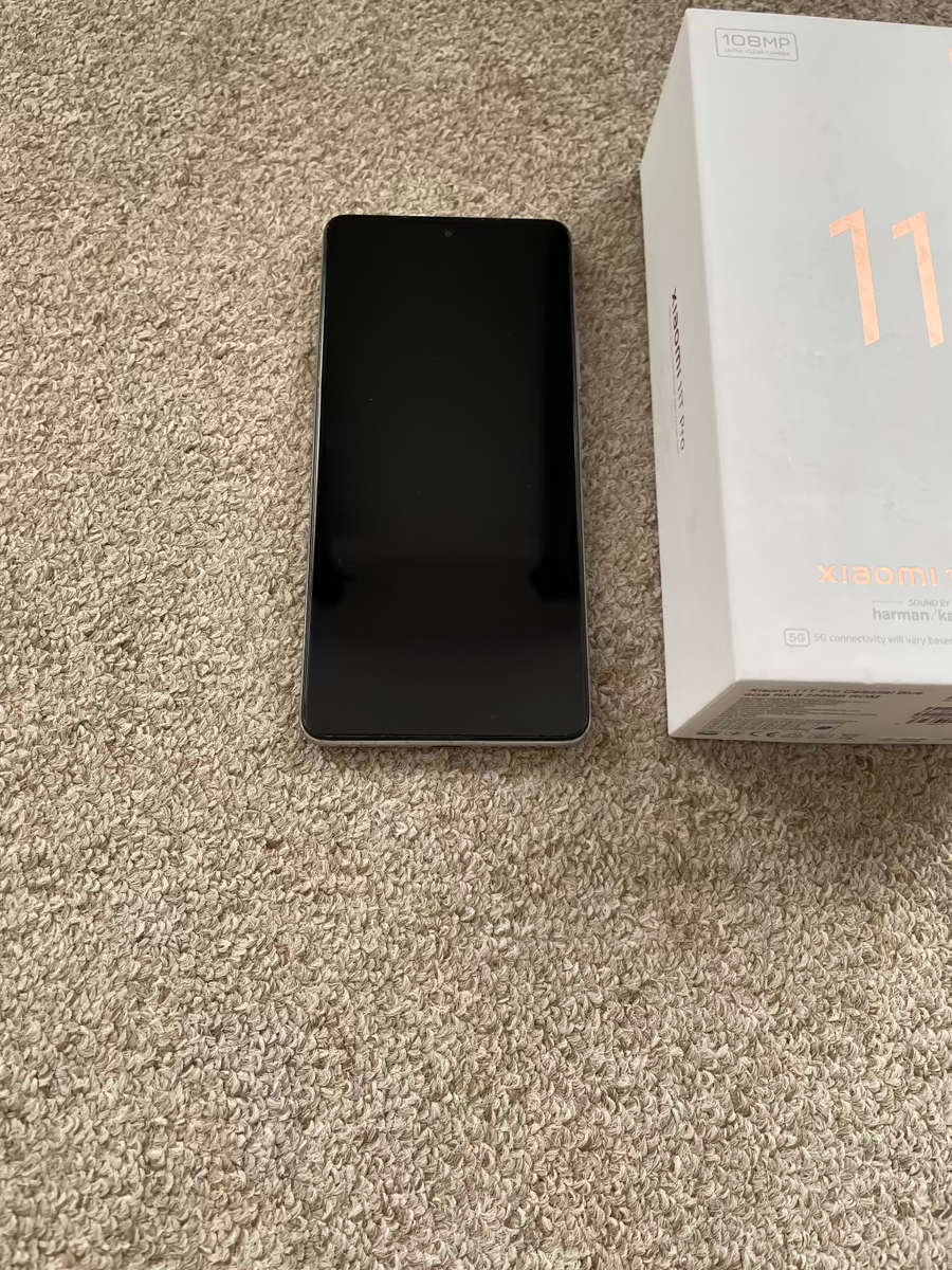 Xiaomi 11t pro 5G 256gb 11gb ram with box and original 120w superfast charger