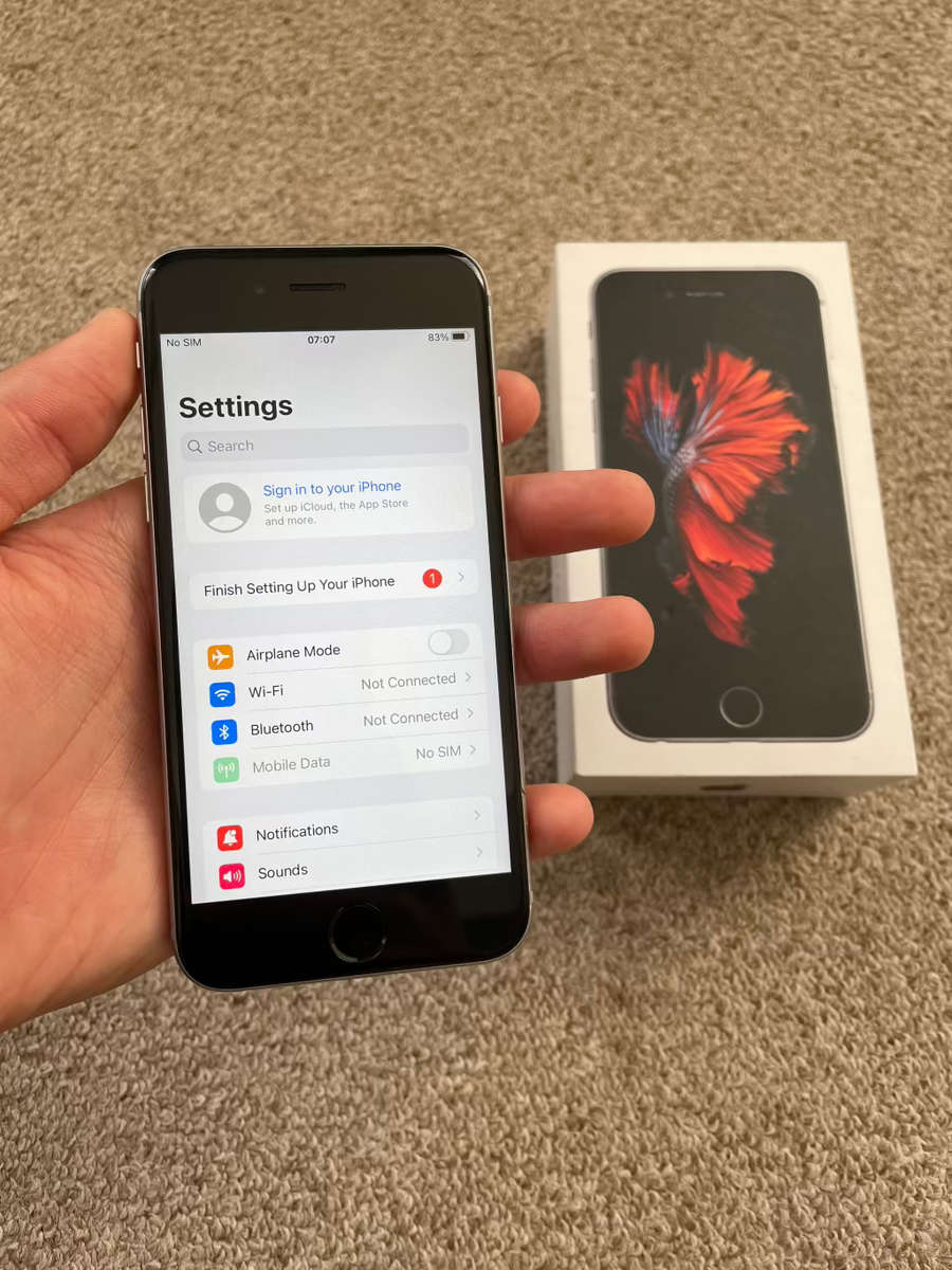 Iphone 6s 16gb with box