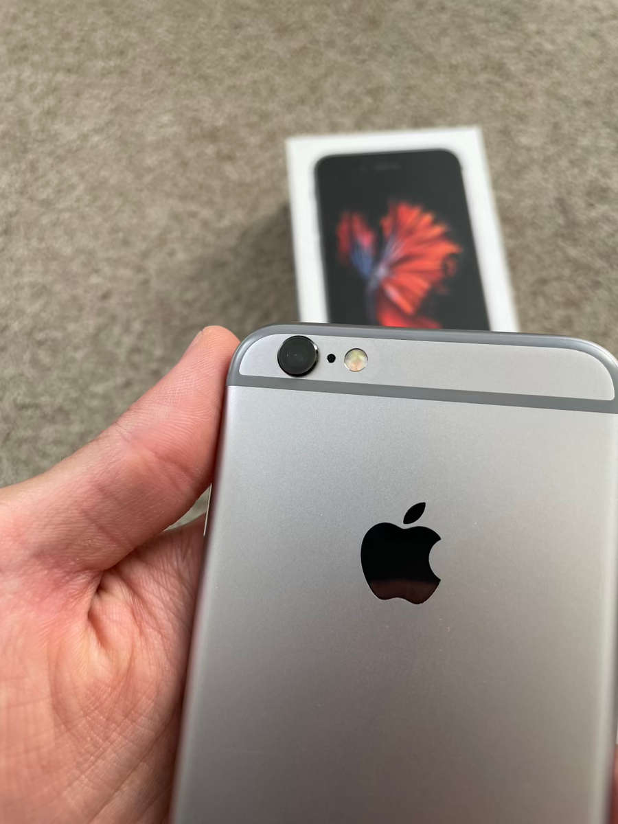 Iphone 6s 16gb with box