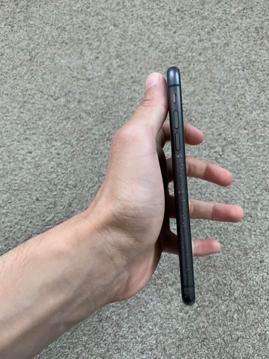 iPhone 11 64gb Dual sim with cover - black