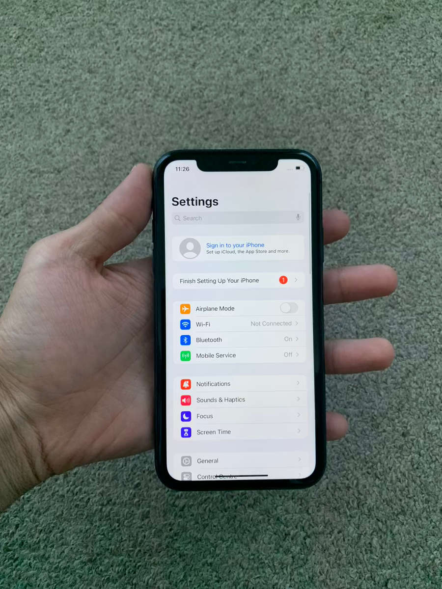 iPhone 11 64gb Dual sim with cover - black