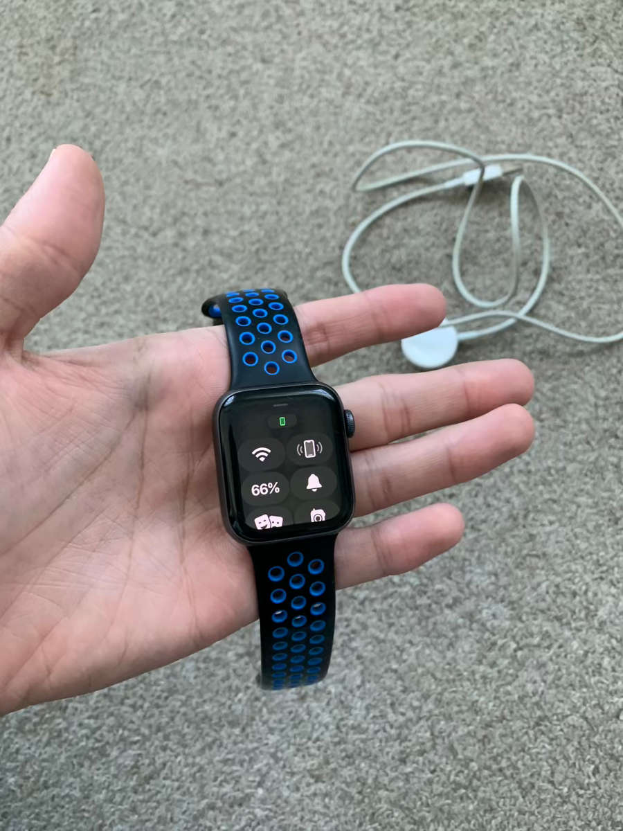 Apple Watch Series 5 Nike edition GPS 40mm