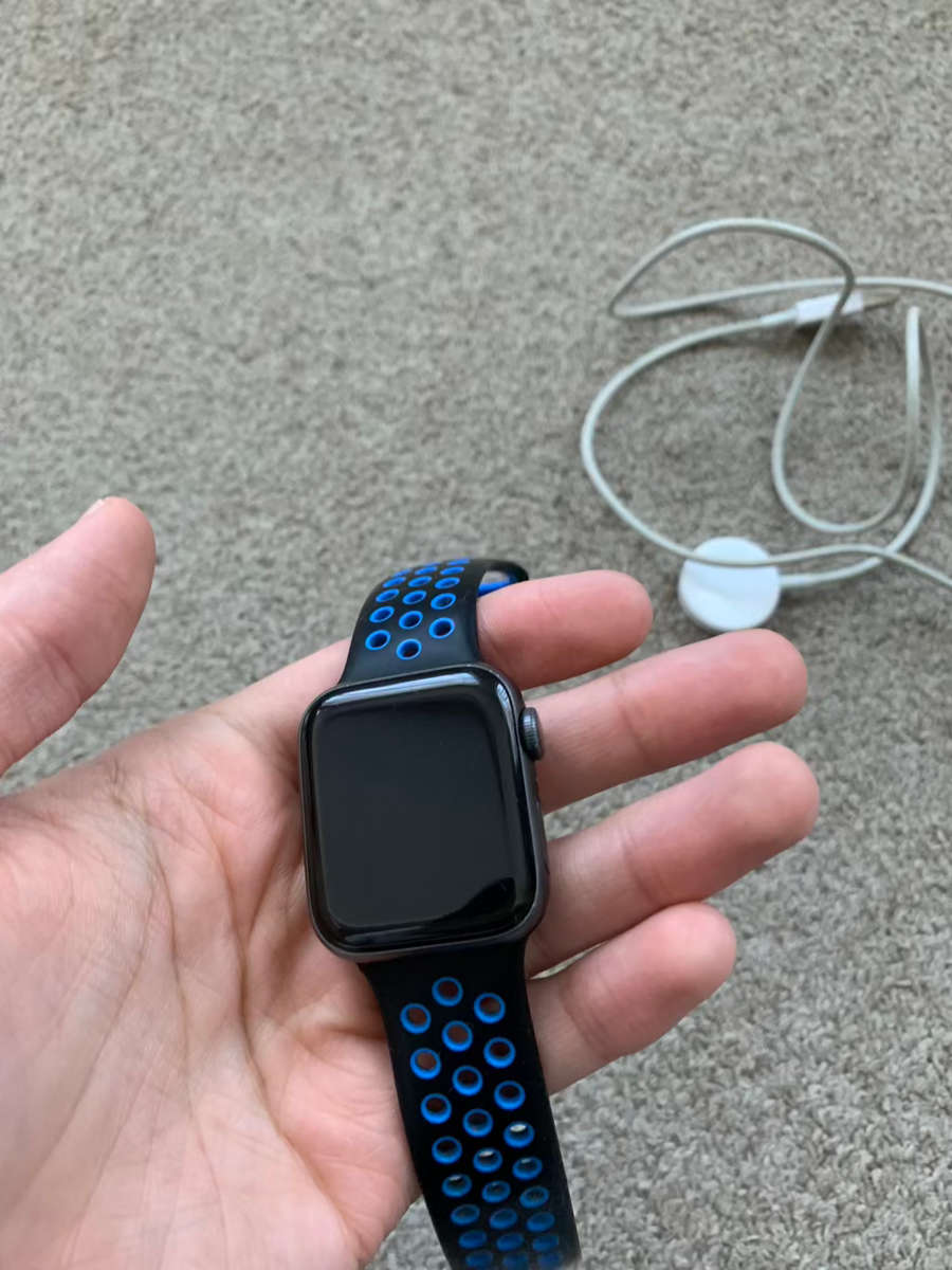 Apple Watch Series 5 Nike edition GPS 40mm