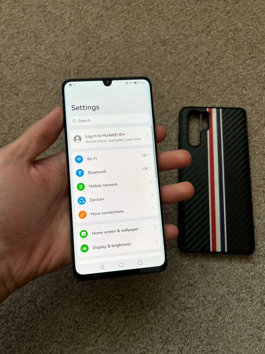 Huawei P30 pro 256gb Dual SIM good condition with cover