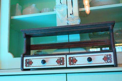 Gorgeous Retro Spice Herb Rack Funky Flowers Orange and Olive Green 1970s