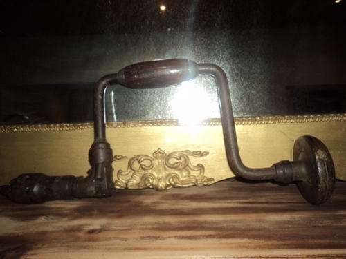 ANTIQUE COLLECTIBLE BRACE - STILL WORKS JUST FINE 35 CM IN LENGTH