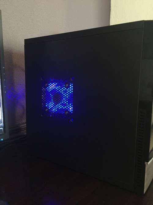 Desktop with Windows 7