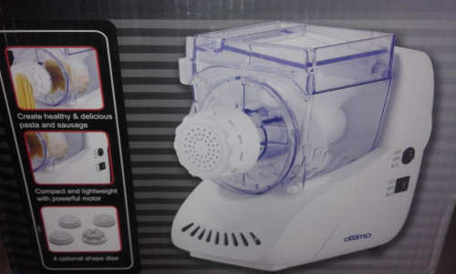 PASTA MAKER