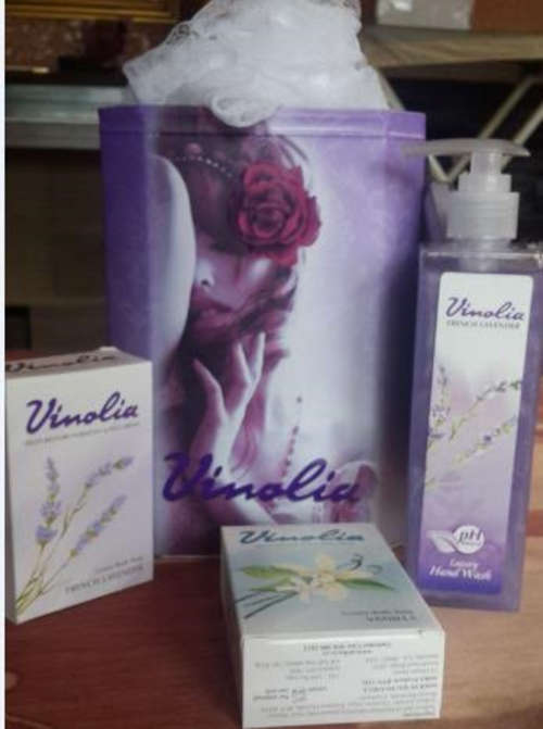 VINOLIA GIFT SET