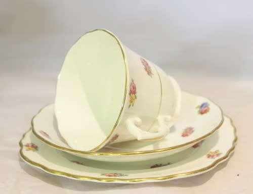 Beautiful Colclough Trio - Bid Now!!!