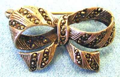 925 Sterling Silver , Marcasite ` Bow ` Brooch