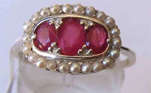 925-Sterling Silver Ring set with Genuine Rubies and Seed Pearls