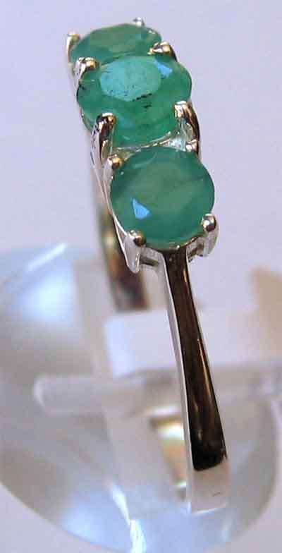 Solid 925 Sterling Silver & Genuine Emeralds   Ring.