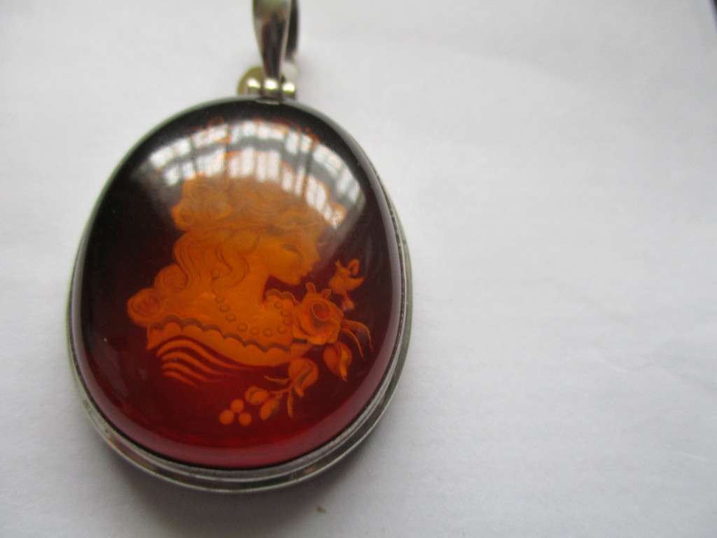 Big & Beautiful, 925- Sterling Silver  and Amber Cameo Pendant
