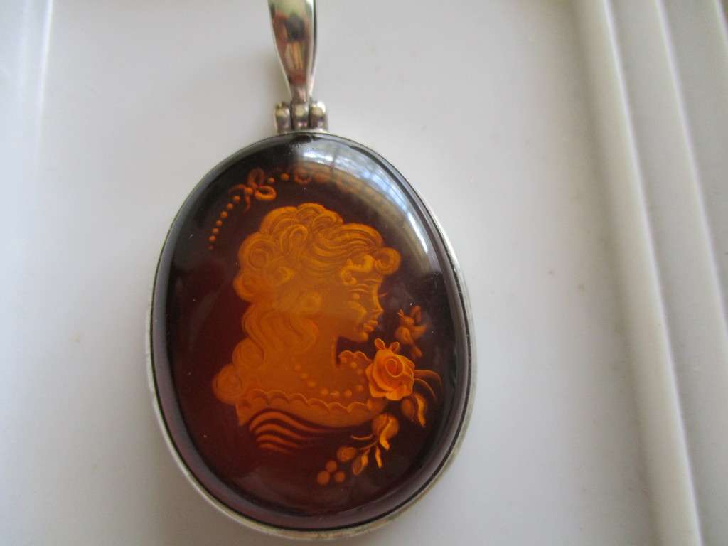 Big & Beautiful, 925- Sterling Silver  and Amber Cameo Pendant