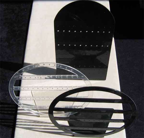 3 stands- earrings display