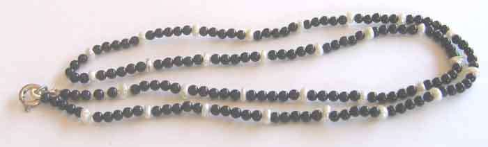 Sterling Silver , Fresh Water perls and Black Onyx Necklace