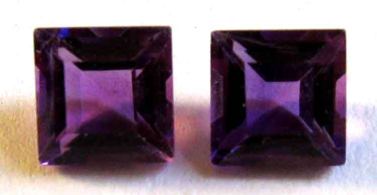 1 Lot, 2 Peces of 6.00 x 6.00 mm Princess cut Amethysts , T. W. 2.09 ct