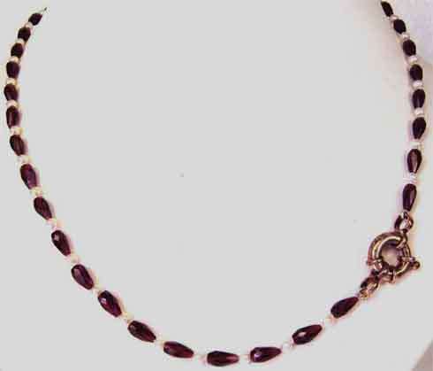 Pretty - Sterling Silver , Genuine Garnets and Cultured  Pearls Necklace.