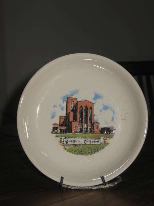 Round plate with picture of Guildford Cathedral  (1961) "Goodliffe Neale" - made in England