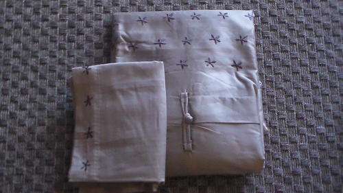 EXCELLENT QUALITY single bed duvet + pillow case