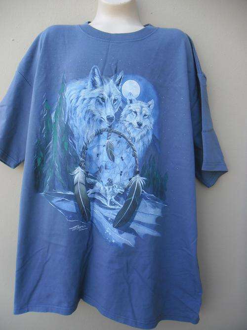 Mens stunning Tshirt (never worn) Size 2XL