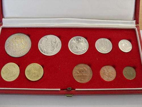 ##CRAZY R1 SALE## 1973 SHORT PROOF SET