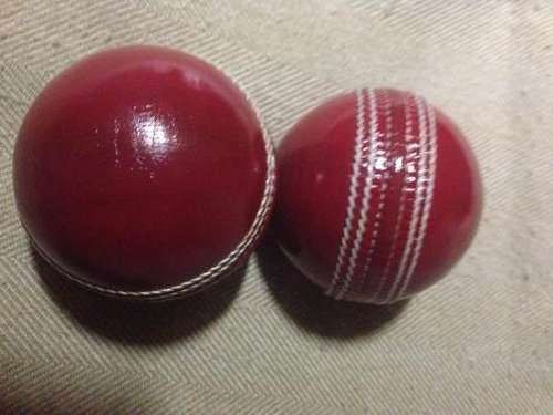 RED LEATHER 4 PIECE EXPORT QUALITY CRICKET BALLS (BOX OF 6)