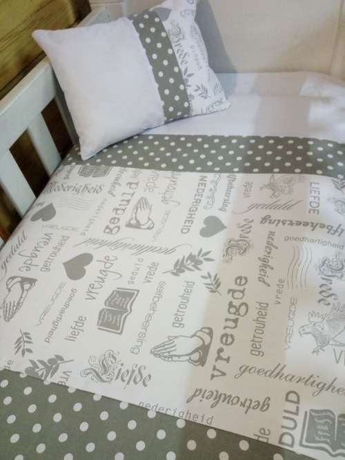 Baby Afrikaans prayer  nursery set