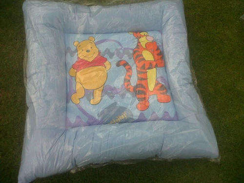 10 PIECE  COT SET BLUE WINNIE THE POOH