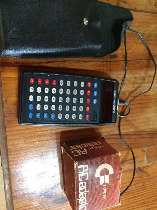 Commodore Electric Calculator! *Antique* Includes old power adapter!