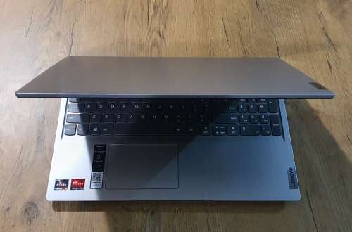 GAMING LENOVO  AMD Ryzen 5 4500U (equal to Intel i5 11th) | 8GB RAM | 512 GB SSD