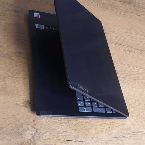 LATEST LENOVO S145 AMD A9-9425 5 CORES 3.1 GHz, 3.7GHz | 8 GB RAM | 512 GB SSD