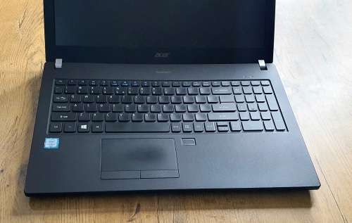 MONSTER PREMIUM ACER TRAVELMATE Intel® Core i7 6500U | 16GB RAM | 512GB SSD | FINGERPRINT