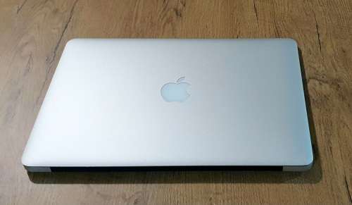 ****VERY SLIM***APPLE MACBOOK AIR 13` 2015 Intel® Core i5 | 4 GB Ram | 1.5 GB Gfx | 128 GB SSD