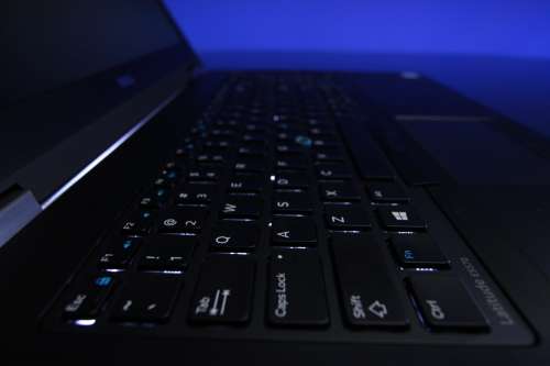 Dell Latitude E5570 i5 6th Gen 4GB Ram 465GB HDD HD Graphics Damage on body of