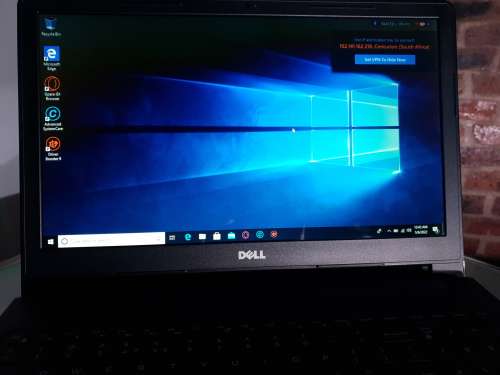 Dell Inspiron 15 3567 15.6` i5-7200U 7th Gen 4GB Ram 1TB HDD UHD Graphics 620. Faulty Battery.