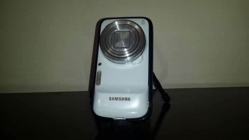 Samsung Galaxy s4 zoom