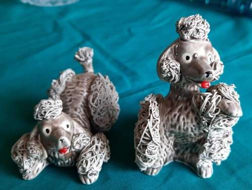 Vintage spaghetti Poodle figurines - Gray made by Capri