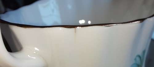 Delightful Royal Albert Marguerite cream and sugar with blue daisies.