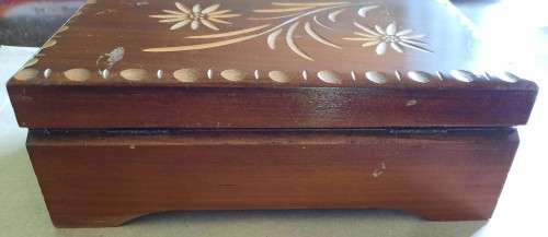 REUGE music movement jewellery box `Love is Blue`