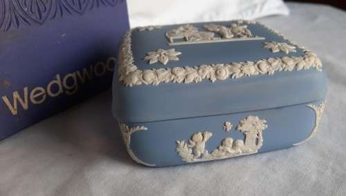 WEDGWOOD blue Candy box/ trinket box with original box, in pristine condition