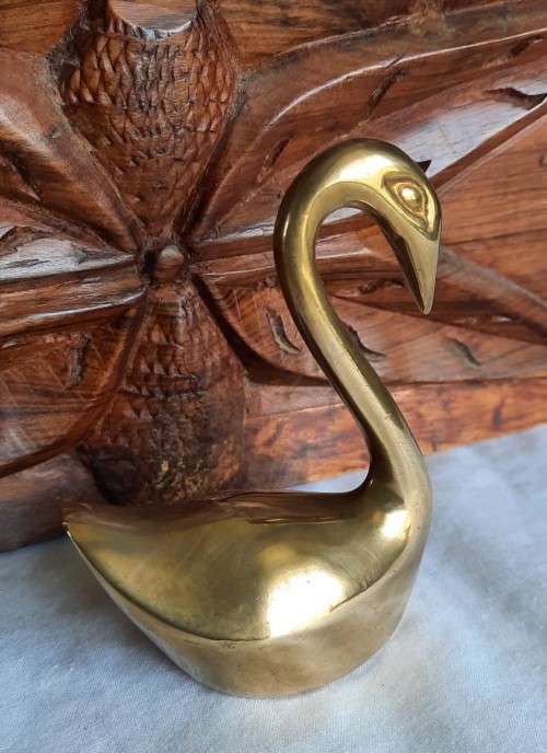Solid Brass swan in excellent condition