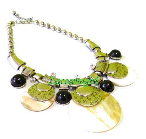 CHUNKY TIBETAN SILVER NECKLACE with shells