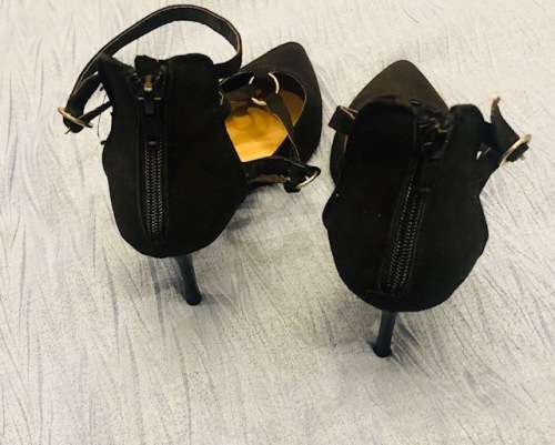 Pretty Black Heels - Size 5