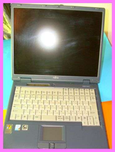 FREE GIFTS INCLUDED***FUJITSU FMV LIFEBOOK - 7000NA4***