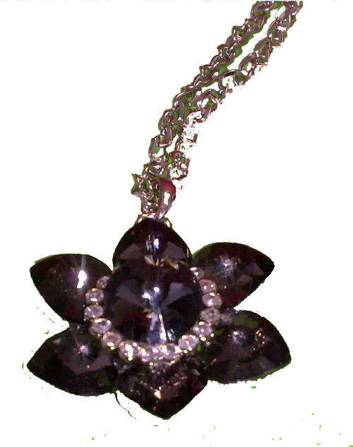 CRAZZY R1 AUCTION - STUNNING CRYSTAL & DIAMANTE PENDANT WITH NECKLACE