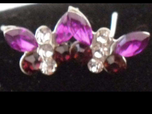 MONTH END MADNESS!!R1 AUCTIONS!!STUNNING DIAMANTE BUTTERFLY EARRINGS